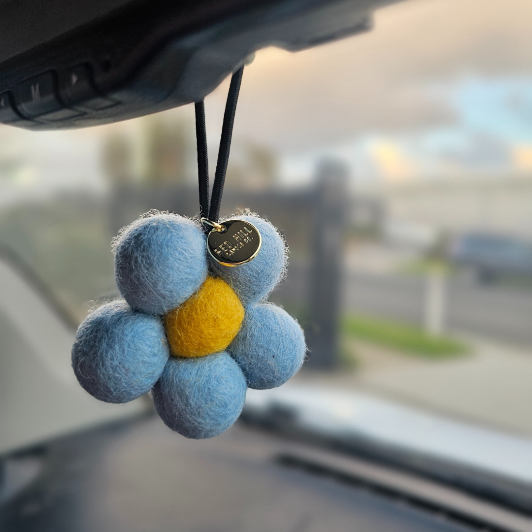 Sandalwood & Vanilla Felt Flower Air Freshener: Pink